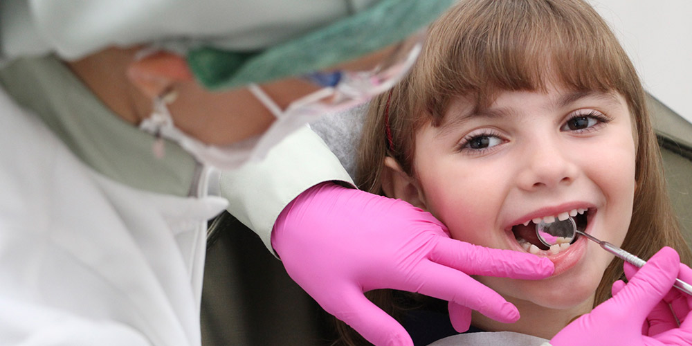 Quando Começar a Levar Seu Filho ao Dentista?